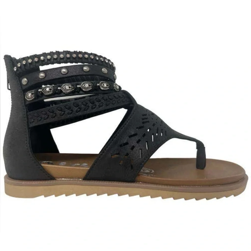 NIB Brand New Very G Mazey Boho Vegan Leather Festival Laser Cut Studded Sandals - Picture 8 of 12